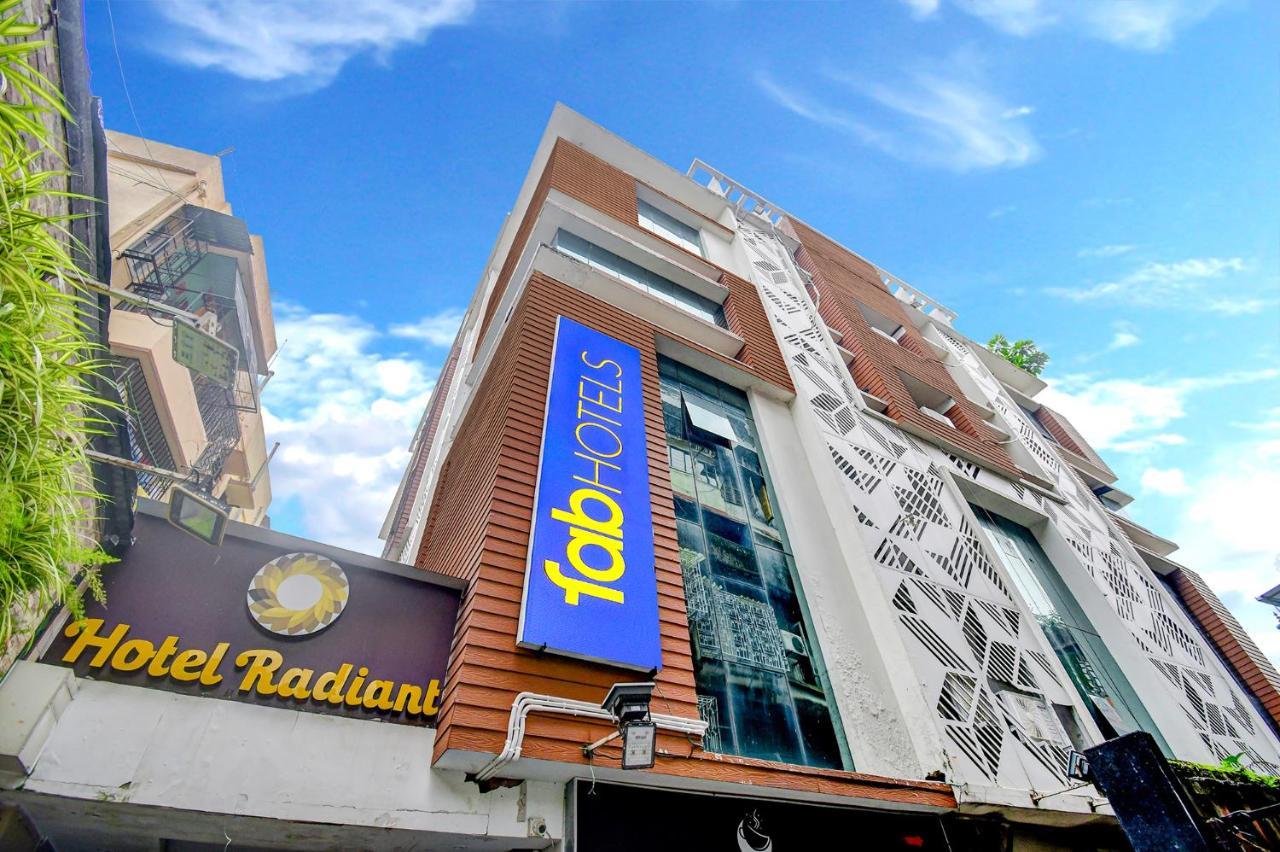 Hotel Radiant Kalkuta Zewnętrze zdjęcie